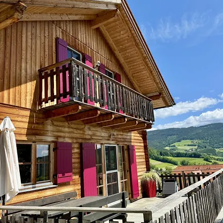 In Ruhiger Lage - 3 Schlafzimmer- Grosse Terrasse Дом отдыха *