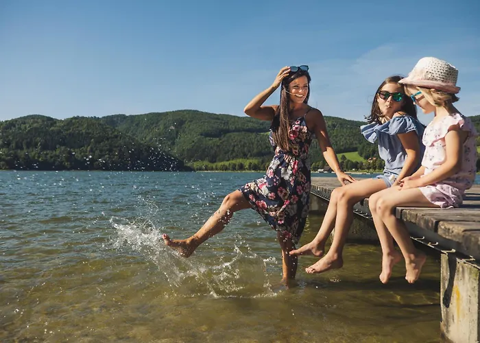In Ruhiger Lage - 3 Schlafzimmer- Grosse Terrasse Дом отдыха Pollauberg