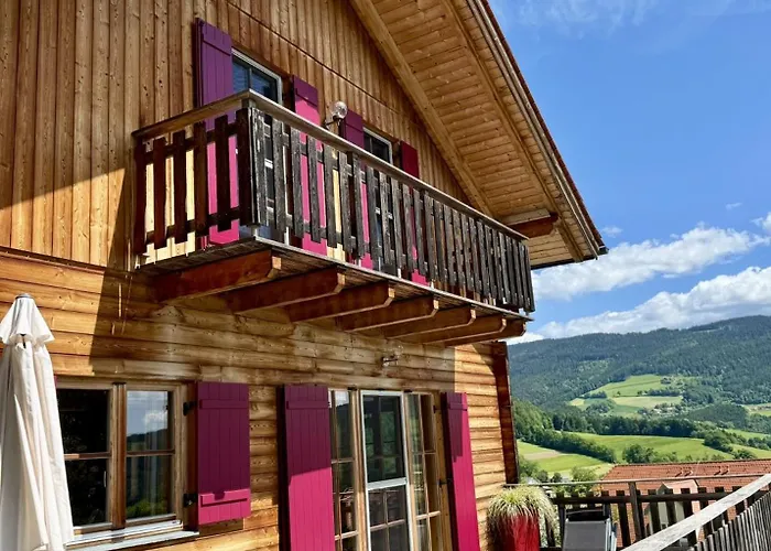 In Ruhiger Lage - 3 Schlafzimmer- Grosse Terrasse Casa vacanze *